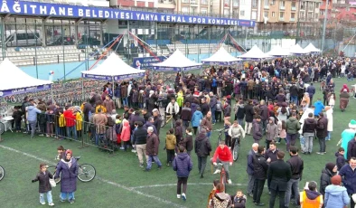 Kağıthane’de Gençler Bisikletle Ödüllendirildi