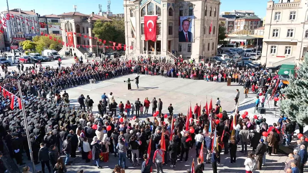 Aksaray’da 29 Ekim Cumhuriyet Bayramı Coşkuyla Kutlandı